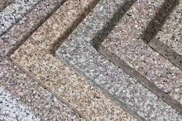 不是所有的仿石漆都叫石感漆，石感漆擁有的研發(fā)創(chuàng)新、嚴(yán)苛品控、穩(wěn)定供應(yīng)、成熟經(jīng)銷體系也是其他競品無法比擬的。